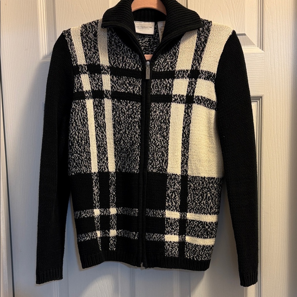 Liz Claiborne Black and Cream Plaid Women's Cardigan Small Petite